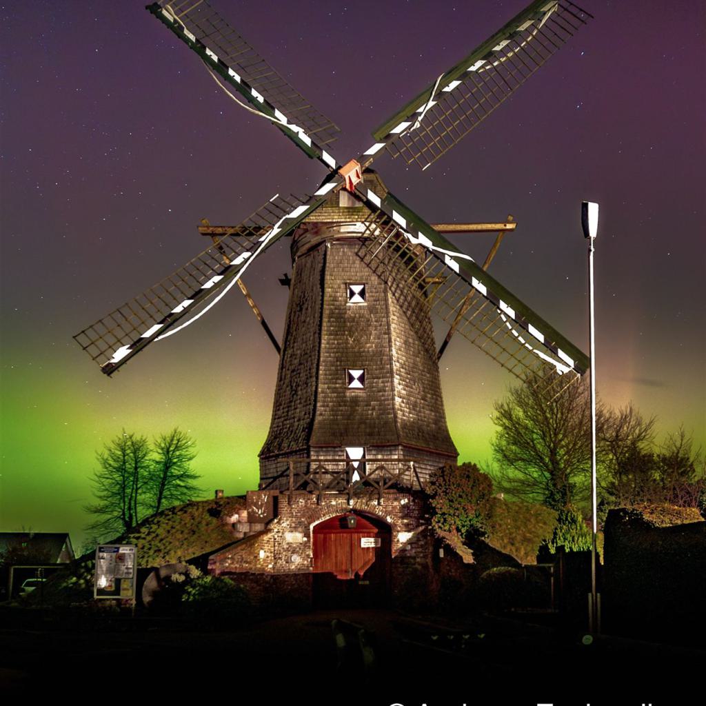 Mühle mit Polarlichtern am 19.01.2026